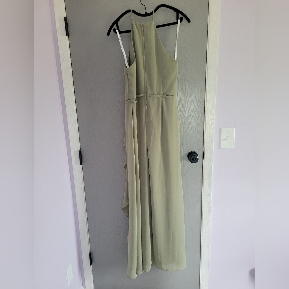 Dress - Picture 3 of 3